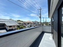 【神奈川県/横浜市金沢区能見台】横浜市金沢区能見台1丁目　新築戸建て バルコニー：南側