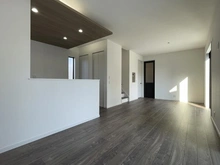 【神奈川県/横須賀市舟倉】横須賀市舟倉1丁目　新築戸建て2号棟 リビング