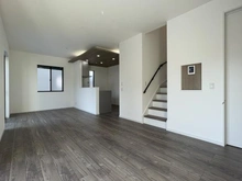 【神奈川県/横須賀市舟倉】横須賀市舟倉1丁目　新築戸建て2号棟 リビング