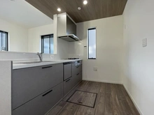 【神奈川県/横須賀市舟倉】横須賀市舟倉1丁目　新築戸建て2号棟 キッチン