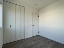 【神奈川県/横須賀市舟倉】横須賀市舟倉1丁目　新築戸建て2号棟 洋室