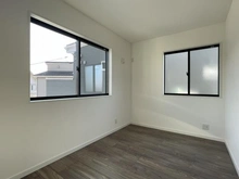 【神奈川県/横須賀市舟倉】横須賀市舟倉1丁目　新築戸建て2号棟 洋室