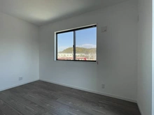 【神奈川県/横須賀市舟倉】横須賀市舟倉1丁目　新築戸建て2号棟 洋室