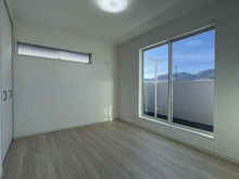 【神奈川県/横須賀市内川】横須賀市内川1丁目　新築戸建て 洋室