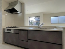 【神奈川県/横浜市金沢区釜利谷西】横浜市金沢区釜利谷西6丁目　新築一戸建て キッチン