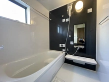 【神奈川県/横浜市金沢区釜利谷西】横浜市金沢区釜利谷西6丁目　新築一戸建て 浴室