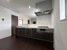 【神奈川県/横浜市港南区上永谷】横浜市港南区上永谷1丁目第7期　新築一戸建て　1号棟/全2棟 キッチン