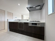 【神奈川県/横浜市港南区上永谷】横浜市港南区上永谷1丁目第7期　新築一戸建て　2号棟/全2棟 キッチン