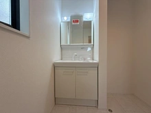 【神奈川県/横浜市港南区上永谷】横浜市港南区上永谷1丁目第7期　新築一戸建て　2号棟/全2棟 洗面室