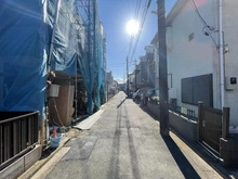 【神奈川県/横浜市金沢区釜利谷東】横浜市金沢区釜利谷東1丁目　新築一戸建て　1号棟/全2棟 前面道路