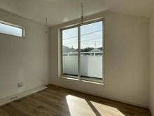 【神奈川県/横浜市金沢区釜利谷東】横浜市金沢区釜利谷東1丁目　新築一戸建て　1号棟/全2棟 洋室