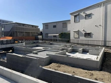 【神奈川県/横浜市金沢区釜利谷東】横浜市金沢区釜利谷東5丁目 新築一戸建て 2号棟/全4棟 建築中の外観：全4棟