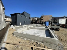 【神奈川県/横浜市金沢区釜利谷東】横浜市金沢区釜利谷東5丁目 新築一戸建て 2号棟/全4棟 建築中の外観：全4棟