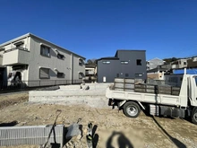 【神奈川県/横浜市金沢区釜利谷東】横浜市金沢区釜利谷東5丁目 新築一戸建て 2号棟/全4棟 建築中の外観：全4棟