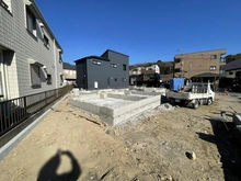 【神奈川県/横浜市金沢区釜利谷東】横浜市金沢区釜利谷東5丁目 新築一戸建て 2号棟/全4棟 建築中の外観