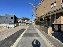 【神奈川県/横浜市金沢区釜利谷東】横浜市金沢区釜利谷東5丁目 新築一戸建て 3号棟/全4棟 前面道路