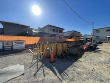 【神奈川県/横浜市金沢区釜利谷東】横浜市金沢区釜利谷東5丁目 新築一戸建て 4号棟/全4棟 建築中の外観：全4棟