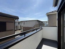 【神奈川県/横浜市金沢区釜利谷東】横浜市金沢区釜利谷東5丁目 新築一戸建て 4号棟/全4棟 バルコニー
