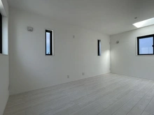 【神奈川県/横浜市金沢区釜利谷南】横浜市金沢区釜利谷南2丁目第7期 新築一戸建て 3号棟/全4棟 洋室