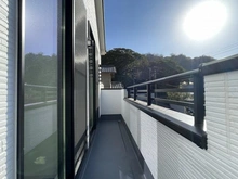 【神奈川県/三浦郡葉山町一色】三浦郡葉山町一色第6期　新築一戸建て バルコニー