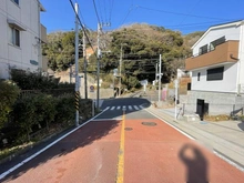 【神奈川県/三浦郡葉山町一色】三浦郡葉山町一色第6期　新築一戸建て 前面道路