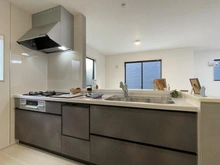 【神奈川県/横浜市金沢区柳町】横浜市金沢区柳町 新築一戸建て 3号棟/全3棟 キッチン