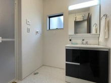 【神奈川県/横浜市金沢区柳町】横浜市金沢区柳町 新築一戸建て 3号棟/全3棟 洗面室