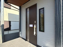 【神奈川県/横浜市港南区芹が谷】横浜市港南区芹が谷4丁目 新築一戸建て 玄関