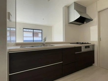 【神奈川県/横浜市金沢区釜利谷西】横浜市金沢区釜利谷西3丁目 新築一戸建て キッチン