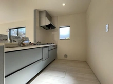 【神奈川県/横浜市金沢区西柴】横浜市金沢区西柴2丁目 新築一戸建て キッチン