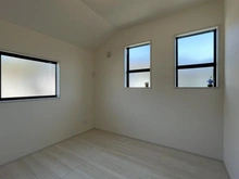 【神奈川県/横浜市金沢区西柴】横浜市金沢区西柴2丁目 新築一戸建て 洋室