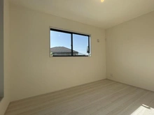 【神奈川県/横浜市金沢区西柴】横浜市金沢区西柴2丁目 新築一戸建て 洋室