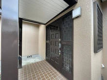 【神奈川県/横浜市港南区下永谷】横浜市港南区下永谷2丁目　中古戸建て 玄関