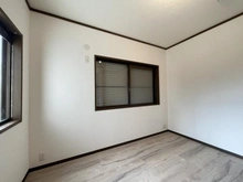 【神奈川県/横浜市港南区下永谷】横浜市港南区下永谷2丁目　中古戸建て 洋室