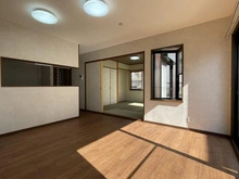【神奈川県/横須賀市ハイランド】横須賀市ハイランド2丁目　中古戸建 リビング