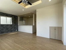 【神奈川県/横須賀市ハイランド】横須賀市ハイランド4丁目　新築戸建て2号棟/全2棟 LDK