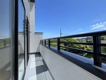 【神奈川県/横須賀市ハイランド】横須賀市ハイランド4丁目　新築戸建て2号棟/全2棟 バルコニー