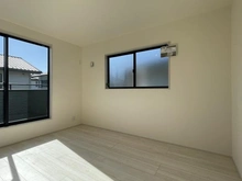 【神奈川県/横浜市金沢区釜利谷西】横浜市金沢区釜利谷西6丁目 新築一戸建て 洋室