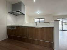 【神奈川県/横浜市金沢区釜利谷東】横浜市金沢区釜利谷東4丁目第1期 新築一戸建て キッチン