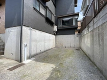 【神奈川県/横浜市金沢区長浜】横浜市金沢区長浜1丁目　中古戸建 駐車場