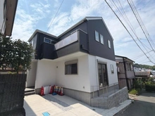 【神奈川県/横須賀市平作】横須賀市平作2丁目1期 外観：[全1区画」
当該物件は真ん中です。