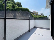 【神奈川県/横浜市金沢区釜利谷東】釜利谷東7丁目　2号棟 バルコニー