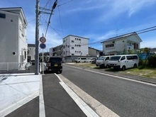 【神奈川県/横須賀市公郷町】横須賀市公郷町4丁目　4号棟 前面道路