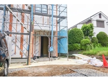 【神奈川県/横浜市金沢区釜利谷西】横浜市金沢区釜利谷西3丁目　新築戸建て 建築中の外観