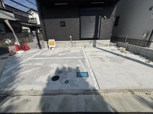 【神奈川県/茅ヶ崎市高田】茅ヶ崎市高田1丁目新築戸建　第7期　1号棟/全5棟　 駐車場