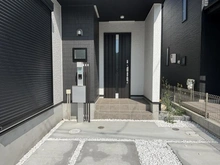 【神奈川県/茅ヶ崎市高田】茅ヶ崎市高田1丁目新築戸建　第7期　2号棟/全5棟　 アプローチ