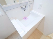【神奈川県/鎌倉市稲村ガ崎】鎌倉市稲村ガ崎5丁目　戸建 洗面所