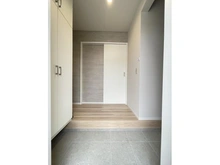 【神奈川県/鎌倉市今泉台】鎌倉市今泉台7丁目3期　新築戸建 玄関