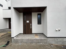 【神奈川県/茅ヶ崎市東海岸南】茅ヶ崎市東海岸南4丁目　新築戸建2号棟/全2棟 アプローチ