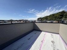 【神奈川県/鎌倉市腰越】鎌倉市腰越3丁目 新築戸建 全1棟 ルーフバルコニー